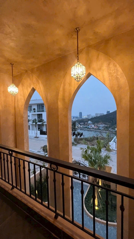 Villa 7 Phòng Ngủ Trên Đồi Monaco upload/attachment/thumb/2227z6312632187973-b2906e227e4c5b347e9e0848447ed77d-jpg.webp