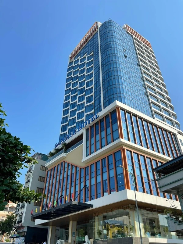 Khách Sạn Peace Hotel Hạ Long upload/attachment/thumb/3033z5254999879716-27d2a69170d4d08cef89ae943960ac64-jpg.webp