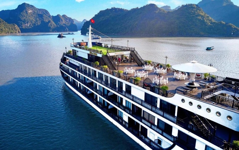 Siêu Du Thuyền Rita Cruise 3N2Đ Thăm Thú Vịnh Hạ Long, Vịnh Lan Hạ 